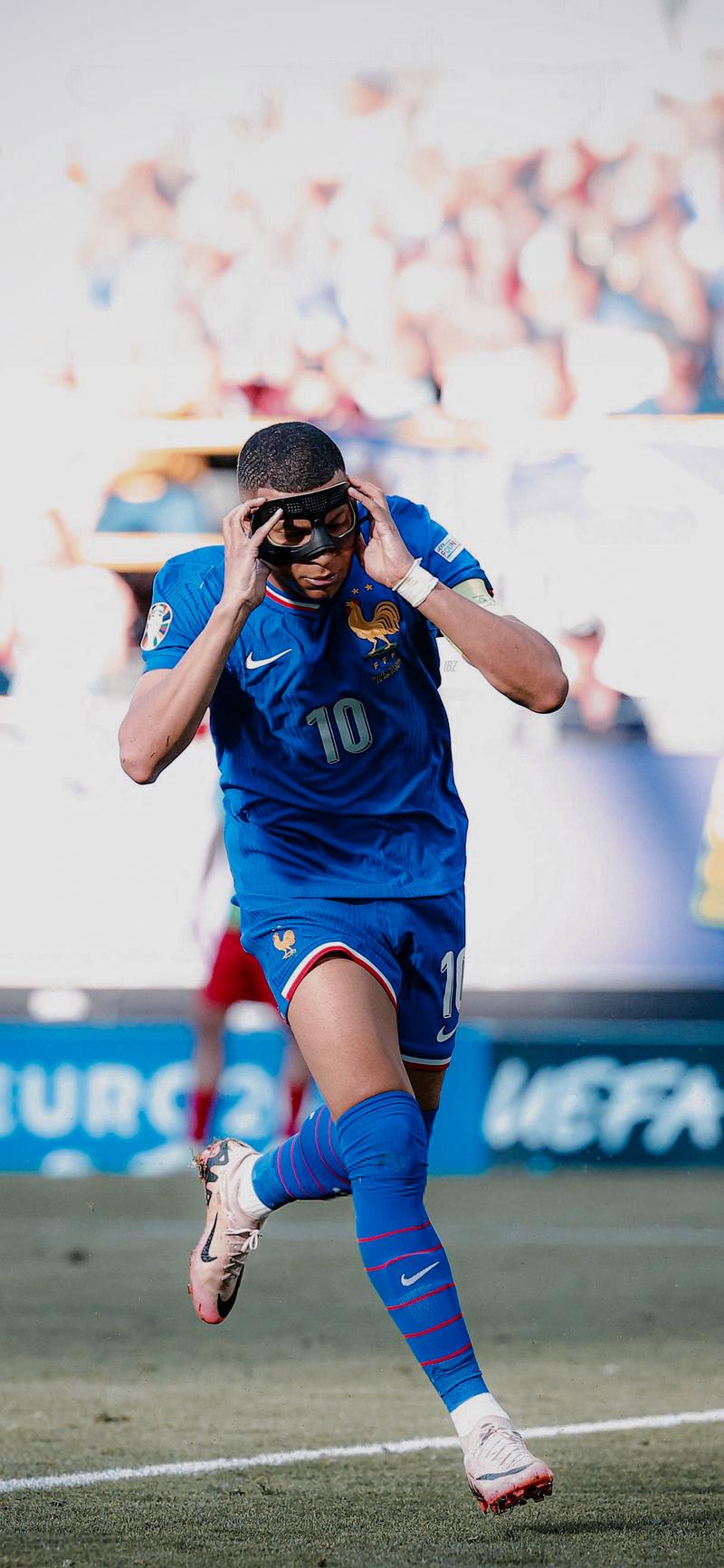 巴恩斯空砍准三双，猛龙7人得分上双，3分惜败湖人（巴恩斯准三双难救主，猛龙七人上双，三分憾负湖人）