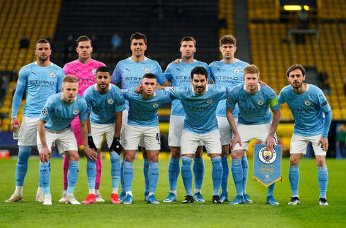 巴西2-0塞内加尔，埃斯特旺、卡塞米罗破门，库尼亚两度中框（巴西2-0胜塞内加尔：埃斯特旺、卡塞米罗建功，库尼亚两次中柱）