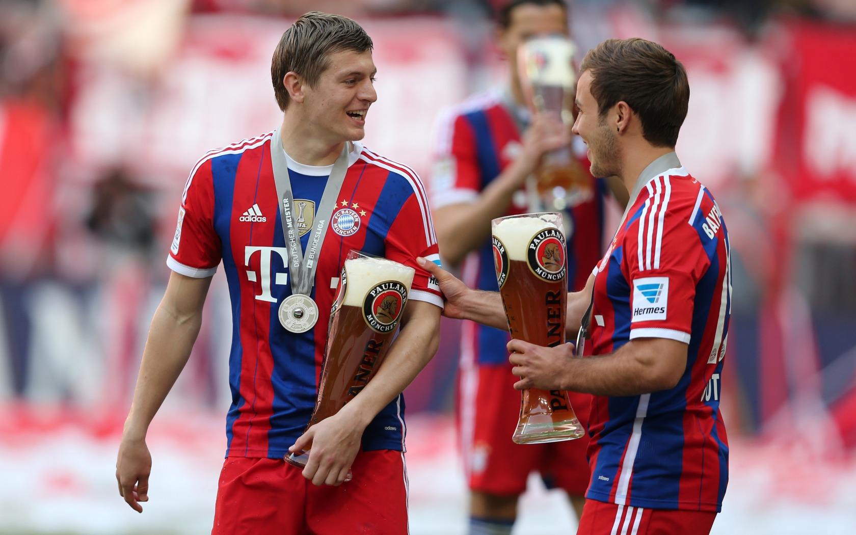 海港发文祝福奥斯卡：艰难时刻会过去，我们与功勋队长同在（海港为奥斯卡送上祝福：困难终将过去，我们与功勋队长并肩同行）