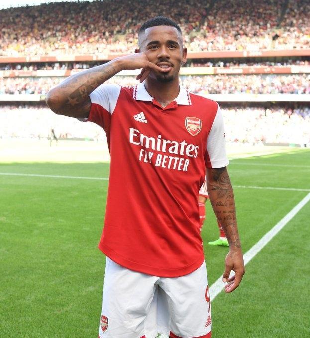 弗朗切斯科·托蒂两分钟的精彩表现， 多么不可思议的球员！（两分钟尽显传奇，弗朗切斯科·托蒂的不可思议表演）