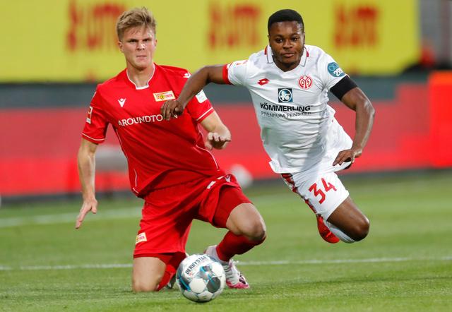 西蒙尼：我不明白拉菲尼亚怎么拿不到金球奖（西蒙尼困惑：拉菲尼亚为何无缘金球奖）