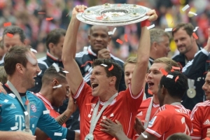 湖人末节连续得分，锁定胜局（湖人末节一波流锁定胜局）