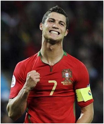 跟队记者：萨56可能续约至2029年，今夏他曾被标价3000万欧元（队记称：萨56有望续约至2029年，今夏曾被标价3000万欧元）