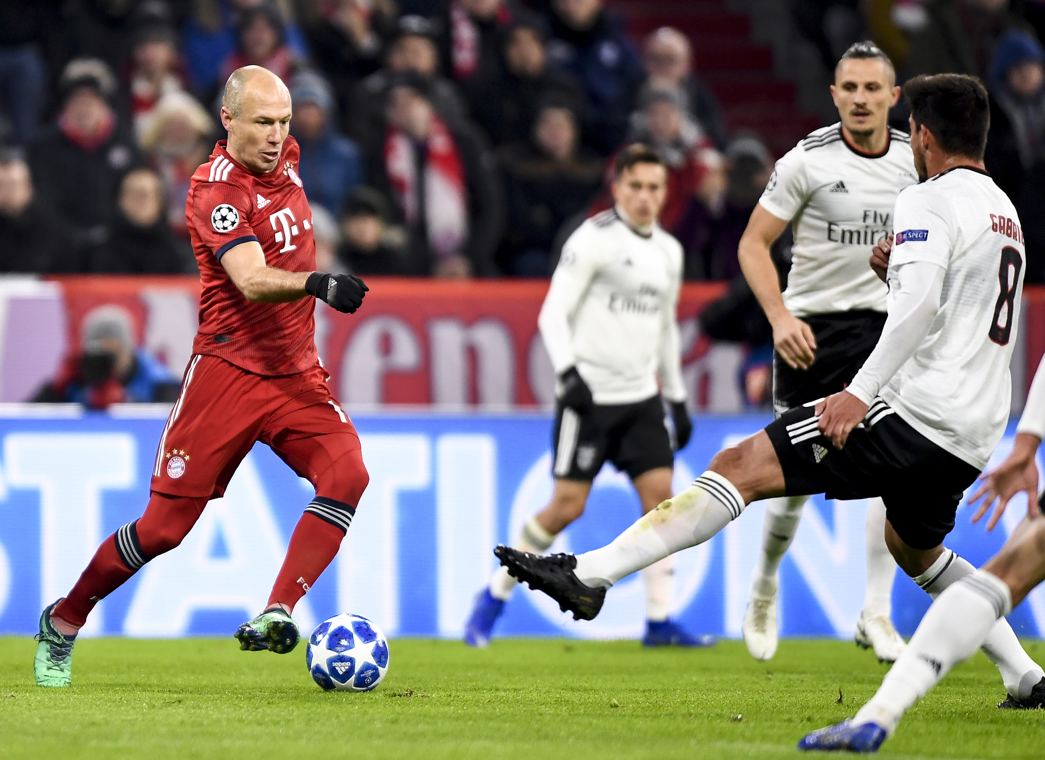 灰熊解说员：克莱从来就不是个硬汉，他不可能成为狠角色（灰熊解说员：克莱并非铁血型球员，难成狠角色）