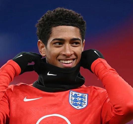 2025-12-12 1104092：21：07（2025年12月12日 ｜ 1104092 ｜ 21：07）