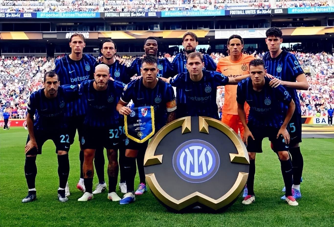 💛🖤相伴三年半，多特蒙德已宛若故乡🎤迈尔谈及续约：（迈尔谈续约：相伴三年半，💛🖤多特蒙德已是第二故乡）