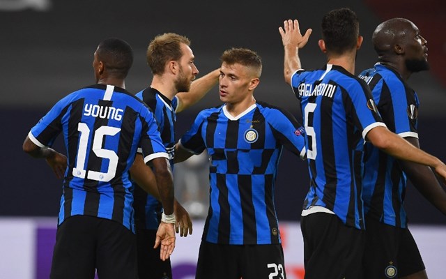 中超联赛总结：积分榜前三分析,（中超赛季盘点：前三强积分格局解析）