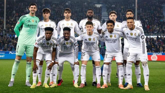 谢文能：感谢一年来支持球队的所有人，谢谢你们的支持和陪伴（谢文能：感恩这一年所有支持与陪伴球队的你们）